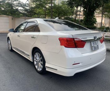 Toyota Camry  2.5G  2013 - Bán Toyota Camry 2.5G đời 2013, màu trắng xe gia đình