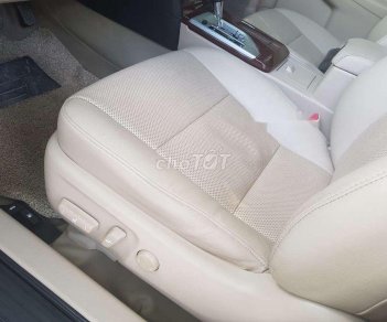 Toyota Camry 2013 - Bán Toyota Camry đời 2013 xe nguyên bản