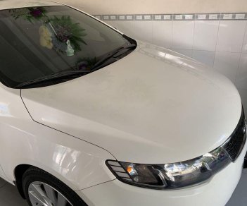 Kia Forte    2010 - Bán Kia Forte sản xuất năm 2010, màu trắng