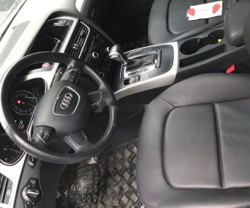 Audi A4 2012 - Bán Audi A4 đời 2012, màu trắng, xe nhập, 900 triệu