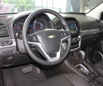 Chevrolet Captiva 2016 - Bán ô tô Chevrolet Captiva LTZ 2.4AT 2016, màu đen số tự động giá tốt