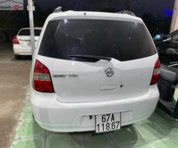 Nissan Grand livina 2012 - Cần bán Nissan Grand livina năm sản xuất 2012, màu trắng, số tự động, 316tr