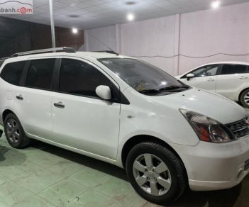 Nissan Grand livina 2012 - Cần bán Nissan Grand livina năm sản xuất 2012, màu trắng, số tự động, 316tr