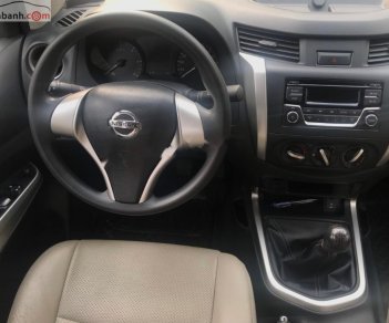 Nissan Navara   2016 - màu xám, nhập khẩu, xe như mới, 450 triệu