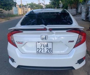 Honda Civic RS 1.5 AT 2019 - Bán ô tô Honda Civic đời 2019, màu trắng, nhập khẩu xe gia đình