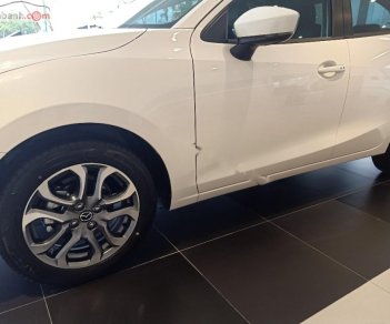 Mazda 2   2019 - Bán Mazda 2 Premium sản xuất năm 2019, màu trắng, nhập khẩu 