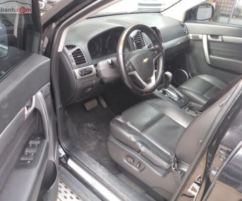 Chevrolet Captiva   2016 - Cần bán gấp Chevrolet Captiva LTZ 2.4AT đời 2016, màu đen, giá tốt