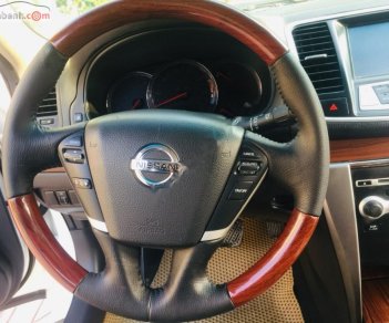 Nissan Teana 2011 - Bán Nissan Teana năm 2011, màu trắng, xe nhập