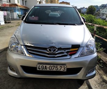 Toyota Innova J 2008 - Bán ô tô Toyota Innova J sản xuất 2008, màu bạc ít sử dụng, giá 230tr