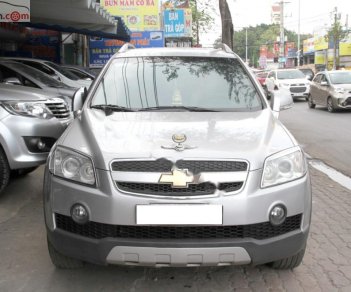 Chevrolet Captiva 2009 - Cần bán gấp Chevrolet Captiva 2009, màu bạc, giá 330tr