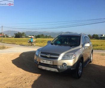 Chevrolet Captiva LT Maxx 2.4 MT 2009 - Cần bán Chevrolet Captiva 2009, màu vàng, giá chỉ 289 triệu