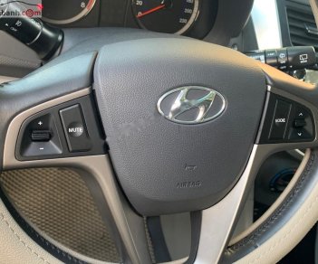 Hyundai Accent   2015 - Bán Hyundai Accent 1.4 AT 2015, màu trắng, nhập khẩu 