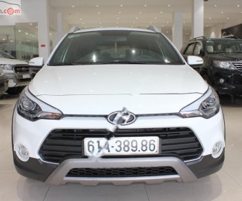 Hyundai i20 Active Active 1.4 AT 2017 - Bán Hyundai i20 Active 2017, màu trắng, xe nhập, số tự động