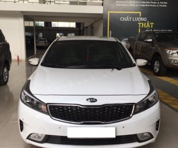 Kia Cerato 2.0 AT 2018 - Bán xe Kia Cerato 2.0 AT năm 2018, màu trắng xe gia đình