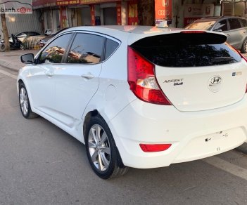 Hyundai Accent   2015 - Bán Hyundai Accent 1.4 AT 2015, màu trắng, nhập khẩu 