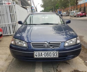 Toyota Camry 2001 - Bán Toyota Camry 2001, màu xanh lam 235 triệu xe nguyên bản