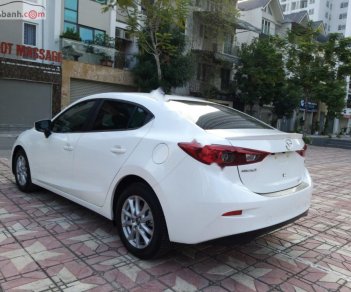 Mazda 3   2018 - Bán Mazda 3 1.5 AT năm 2018, màu trắng, số tự động