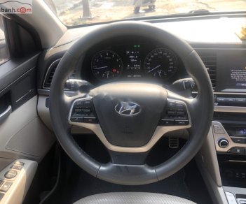 Hyundai Elantra 2017 - Bán xe Hyundai Elantra đời 2017, xe còn mới