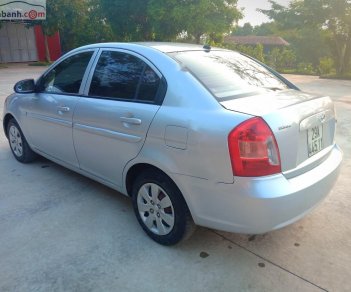 Hyundai Verna 2007 - Bán Hyundai Verna Sx đời 2007, màu bạc, nhập khẩu nguyên chiếc xe gia đình