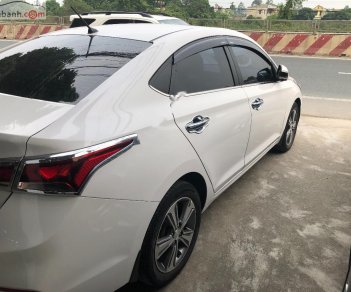 Hyundai Accent 2018 - Cần bán lại xe Hyundai Accent 2018, màu trắng xe nguyên bản