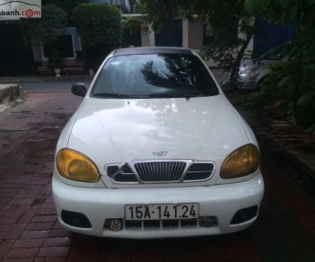 Daewoo Lanos 2001 - Cần bán Daewoo Lanos SX đời 2001, màu trắng còn mới, giá 49tr