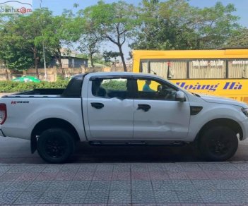 Ford Ranger XLS 2.2L 4x2 AT 2014 - Bán Ford Ranger XLS 2.2L 4x2 AT đời 2014, màu trắng, nhập khẩu