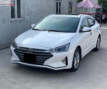 Hyundai Elantra 2019 - Cần bán Hyundai Elantra năm sản xuất 2019, màu trắng chính chủ