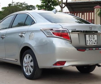 Toyota Vios 1.5E 2017 - Bán Toyota Vios 1.5E sản xuất 2017, màu bạc chính chủ