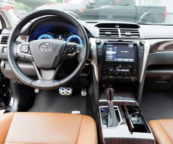Toyota Camry 2.5Q 2018 - Bán Toyota Camry 2.5Q 2018, màu đen