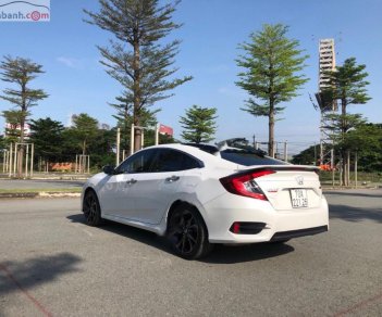 Honda Civic RS 1.5 AT 2019 - Cần bán Honda Civic RS 1.5 AT 2019, màu trắng, nhập khẩu, 930 triệu