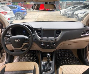 Hyundai Accent 1.4 AT 2018 - Cần bán Hyundai Accent 1.4 AT sản xuất 2018, màu vàng