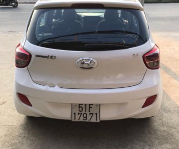 Hyundai Grand i10 2015 - Bán Hyundai Grand i10 sản xuất năm 2015, màu trắng, nhập khẩu  