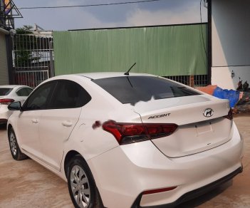 Hyundai Accent 2018 - Cần bán xe Hyundai Accent 2018 xe nguyên bản