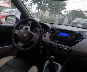 Hyundai Grand i10   2015 - Bán Hyundai Grand i10 1.2 MT Base đời 2015, màu bạc, nhập khẩu 