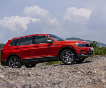 Volkswagen Tiguan 2019 - Xe Đức Tiguan AllSpace 7 chỗ duy nhất dưới 2 tỷ nay lại còn giảm giá sốc, hotline: 0906876854