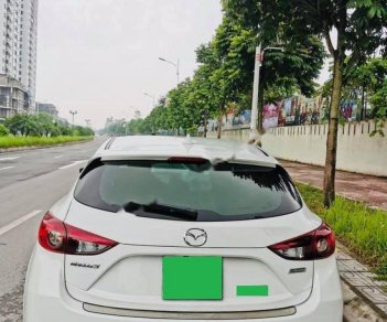 Mazda 3 2017 - Bán Mazda 3 1.5 AT đời 2017, màu trắng, chính chủ, 612tr