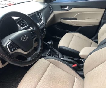 Hyundai Accent 2018 - Cần bán lại xe Hyundai Accent 2018, màu trắng xe nguyên bản