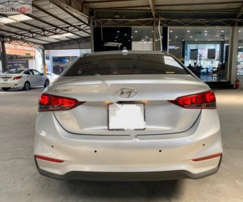 Hyundai Accent 2019 - Cần bán gấp Hyundai Accent đời 2019, màu bạc xe nguyên bản