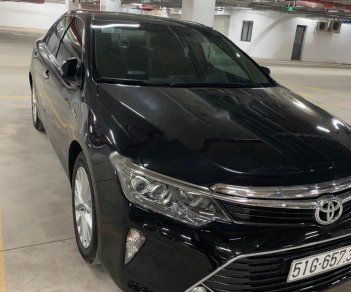 Toyota Camry 2018 - Cần bán lại xe Toyota Camry 2.0E năm 2018, màu đen xe nguyên bản