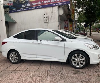 Hyundai Accent 2015 - Bán ô tô Hyundai Accent AT 2015, màu trắng, xe nhập số tự động, 465 triệu