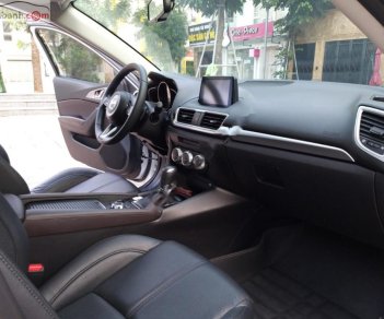 Mazda 3   2018 - Bán Mazda 3 1.5 AT năm 2018, màu trắng, số tự động