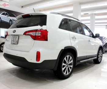 Kia Sorento 2014 - Cần bán Kia Sorento sản xuất 2014, màu trắng, số tự động, 650 triệu