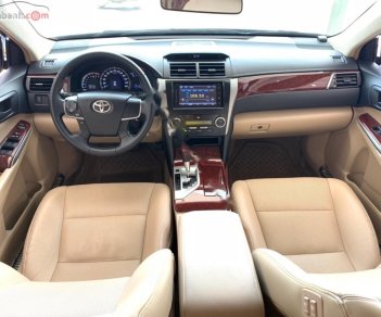 Toyota Camry 2013 - Cần bán lại xe Toyota Camry sản xuất 2013 xe nguyên bản
