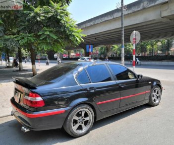 BMW 3 Series 2004 - Bán xe BMW 325i năm sản xuất 2004, màu đen, giá chỉ 140 triệu