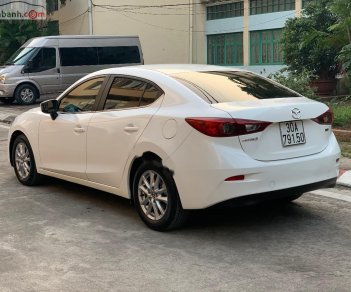 Mazda 3 2015 - Bán Mazda 3 sản xuất năm 2015, màu trắng, chính chủ, 565 triệu