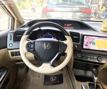 Honda Civic 2015 - Cần bán lại xe Honda Civic sản xuất 2015, màu trắng