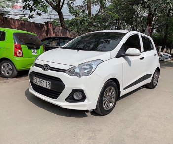 Hyundai Grand i10   2016 - Bán Hyundai Grand i10 1.2 AT năm sản xuất 2016, màu trắng, xe nhập 