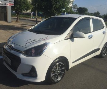 Hyundai Grand i10 2017 - Bán Hyundai Grand i10 sản xuất 2017, màu trắng, xe gia đình 