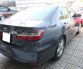 Toyota Camry 2016 - Bán xe Toyota Camry đời 2016, màu xanh lam xe nguyên bản