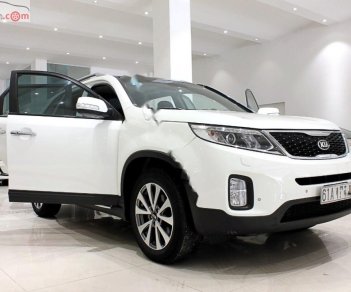 Kia Sorento 2014 - Cần bán Kia Sorento sản xuất 2014, màu trắng, số tự động, 650 triệu